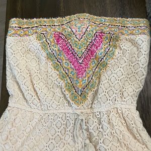 Adorable strapless romper